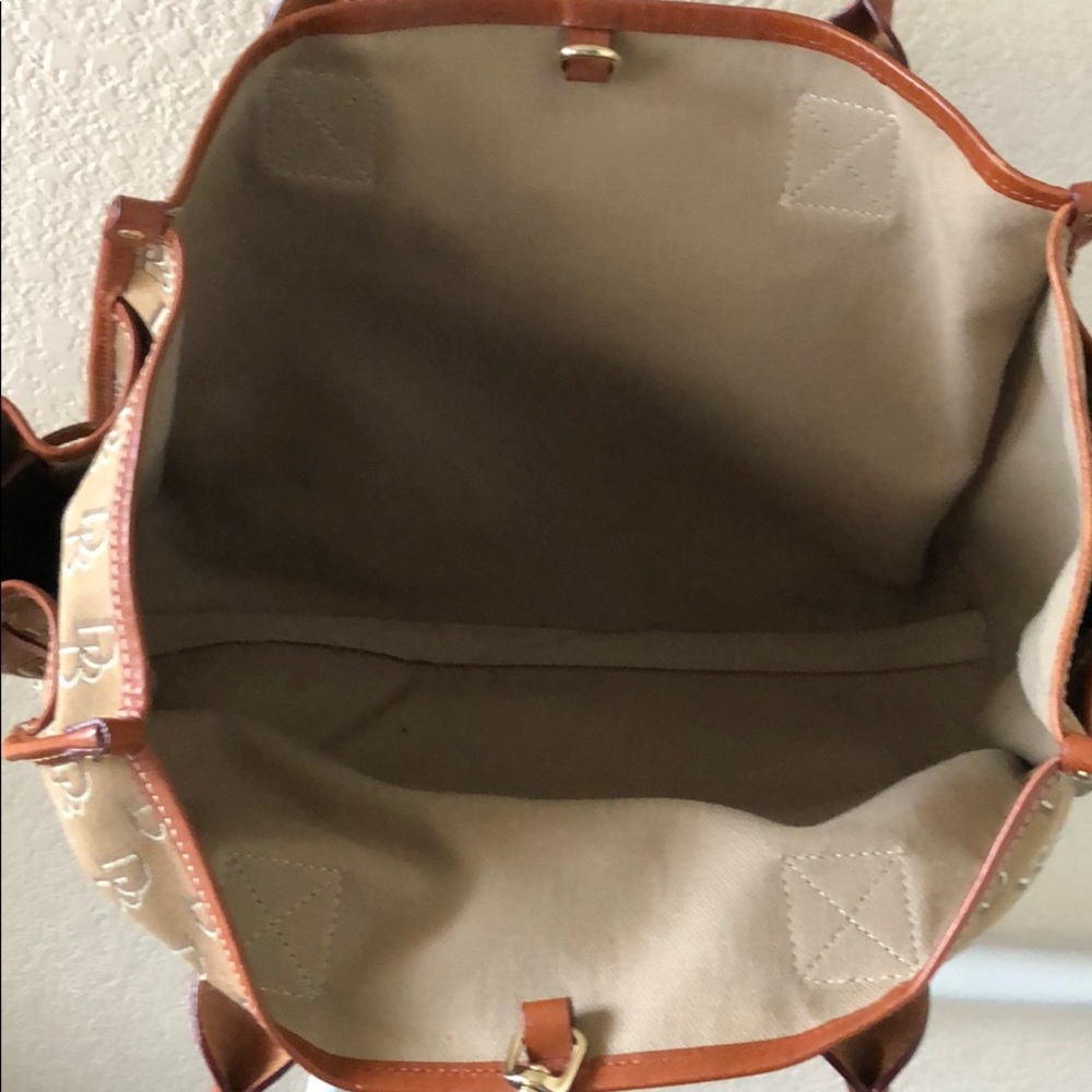 D&B Tote - Picture 7 of 7
